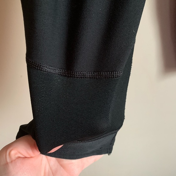 Nike running Size medium carpi pants Black Crop - Picture 3 of 8